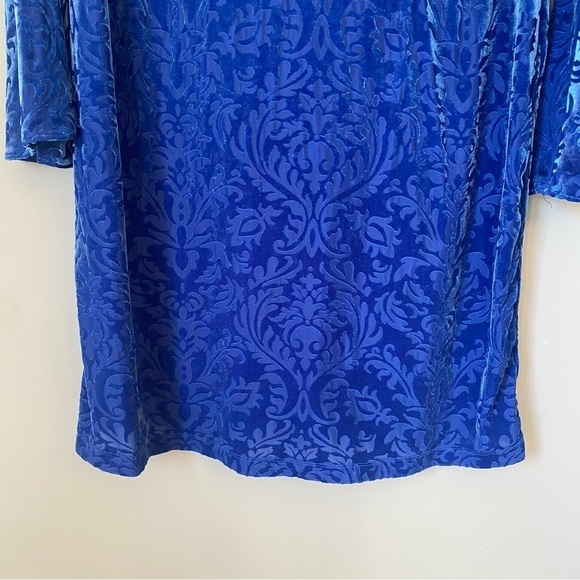 Eci New York Blue Bohemian Bell-Sleeve Velvet Dress - Picture 7 of 14